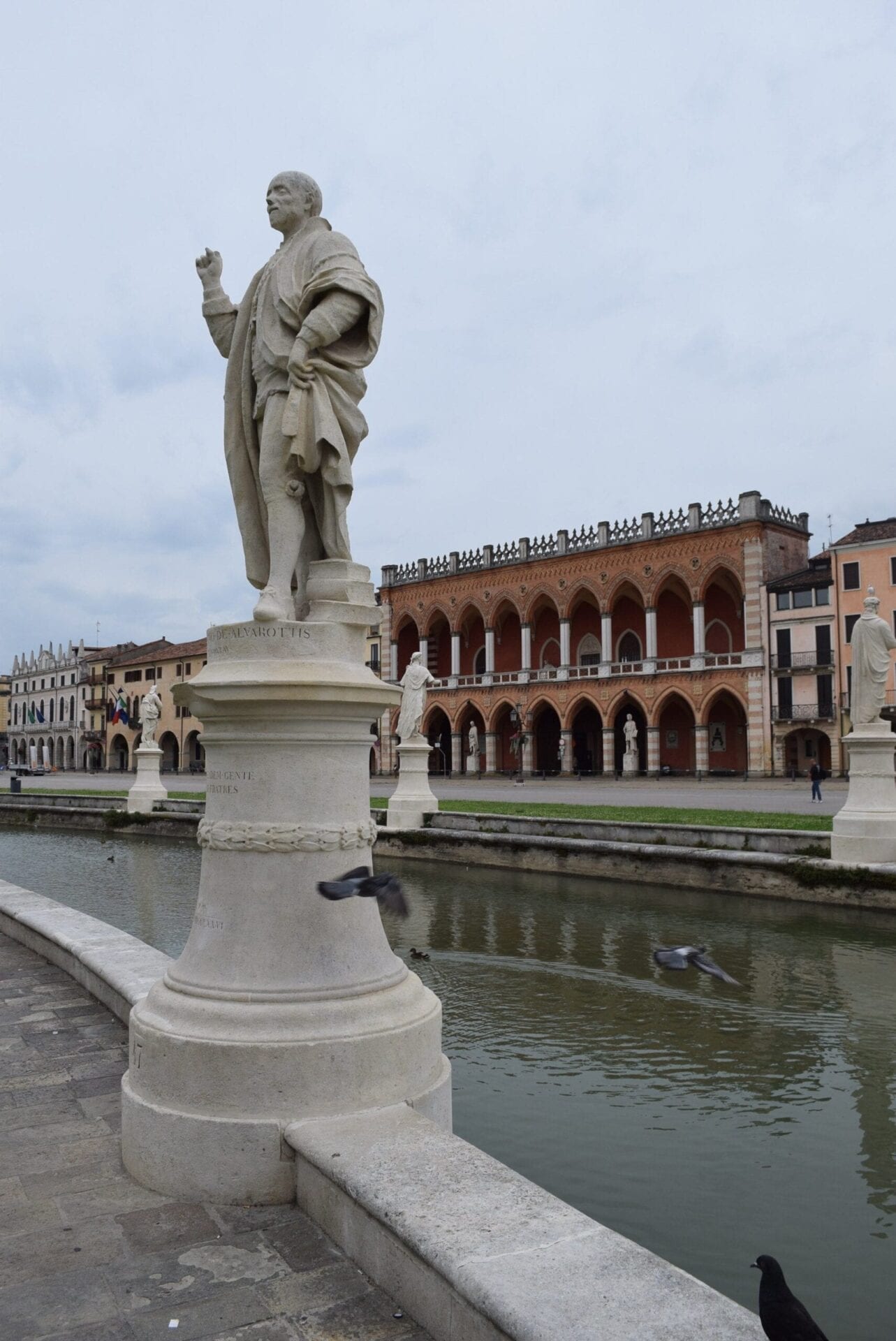 9VXG+JC Padua, Province of Padua, Italy / 03-08-2020 13:45 / 23.1 °C en lichte regen