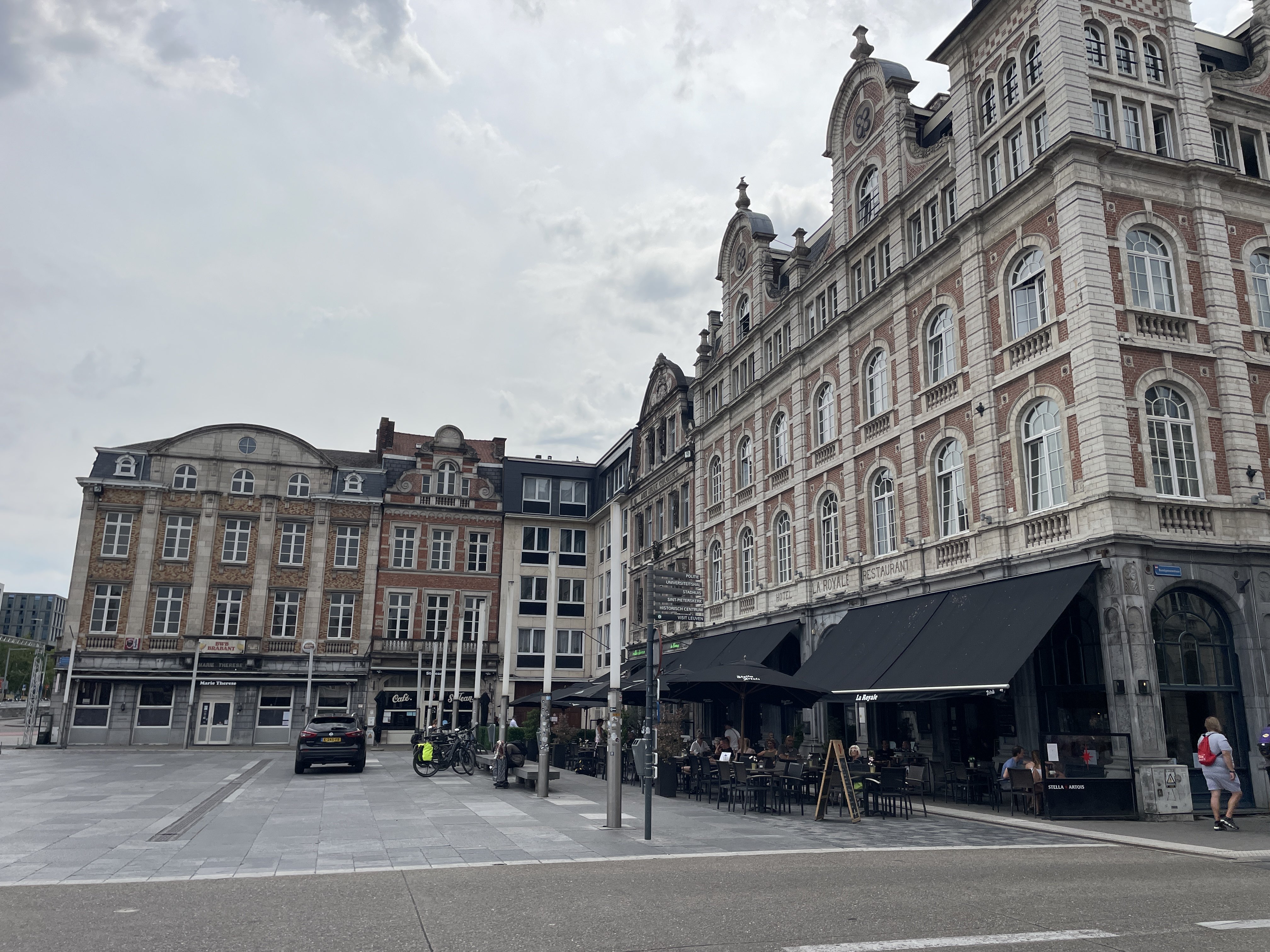 Martelarenplein 9, 3000 Leuven, Belgium / 19-07-2025 14:10 / 25.42 °C en half bewolkt / 26 m