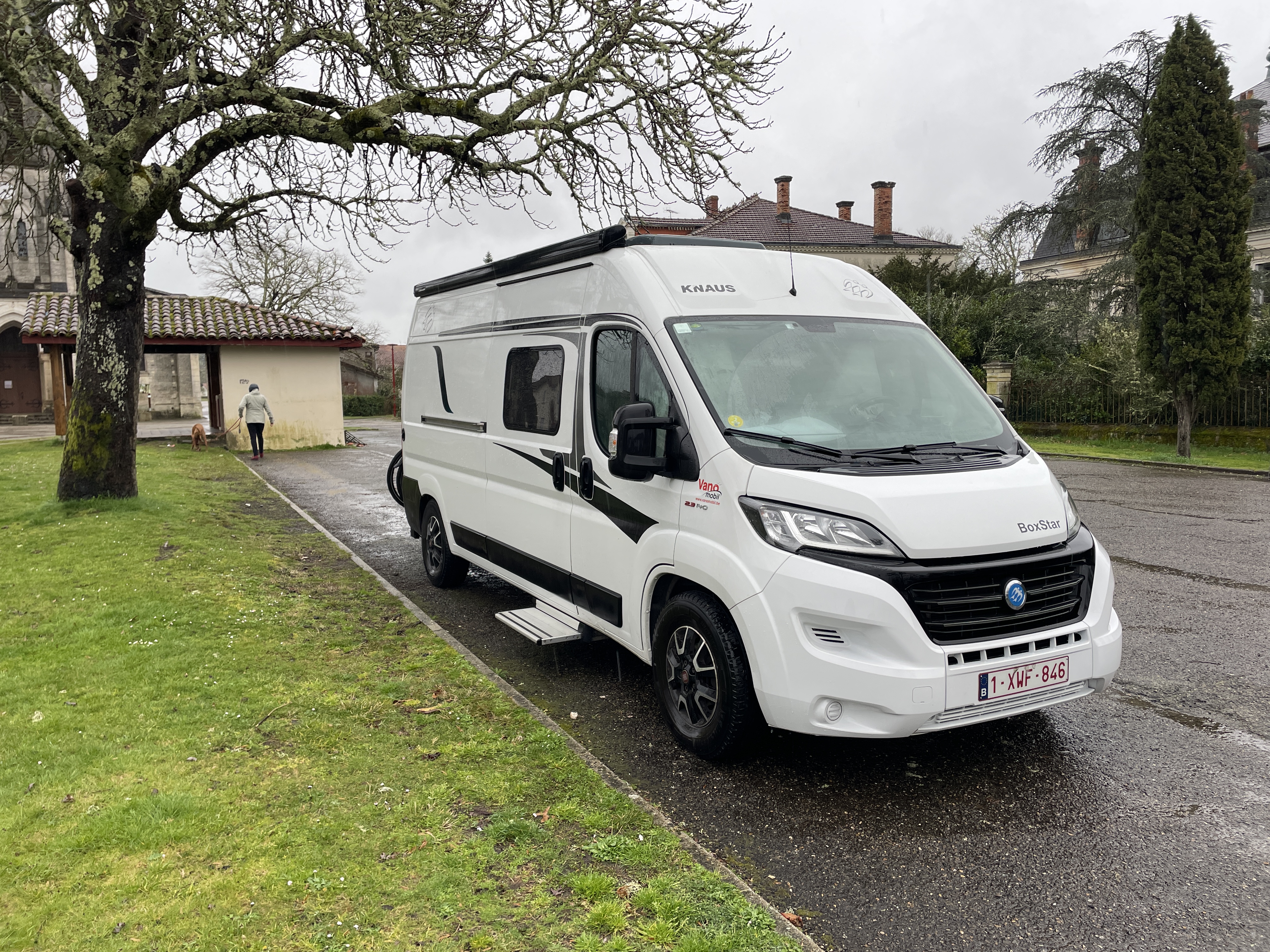 42 Pl. de l'Église, 40410 Pissos, France / 02-03-2024 16:38 / 7.59 °C en matige regen