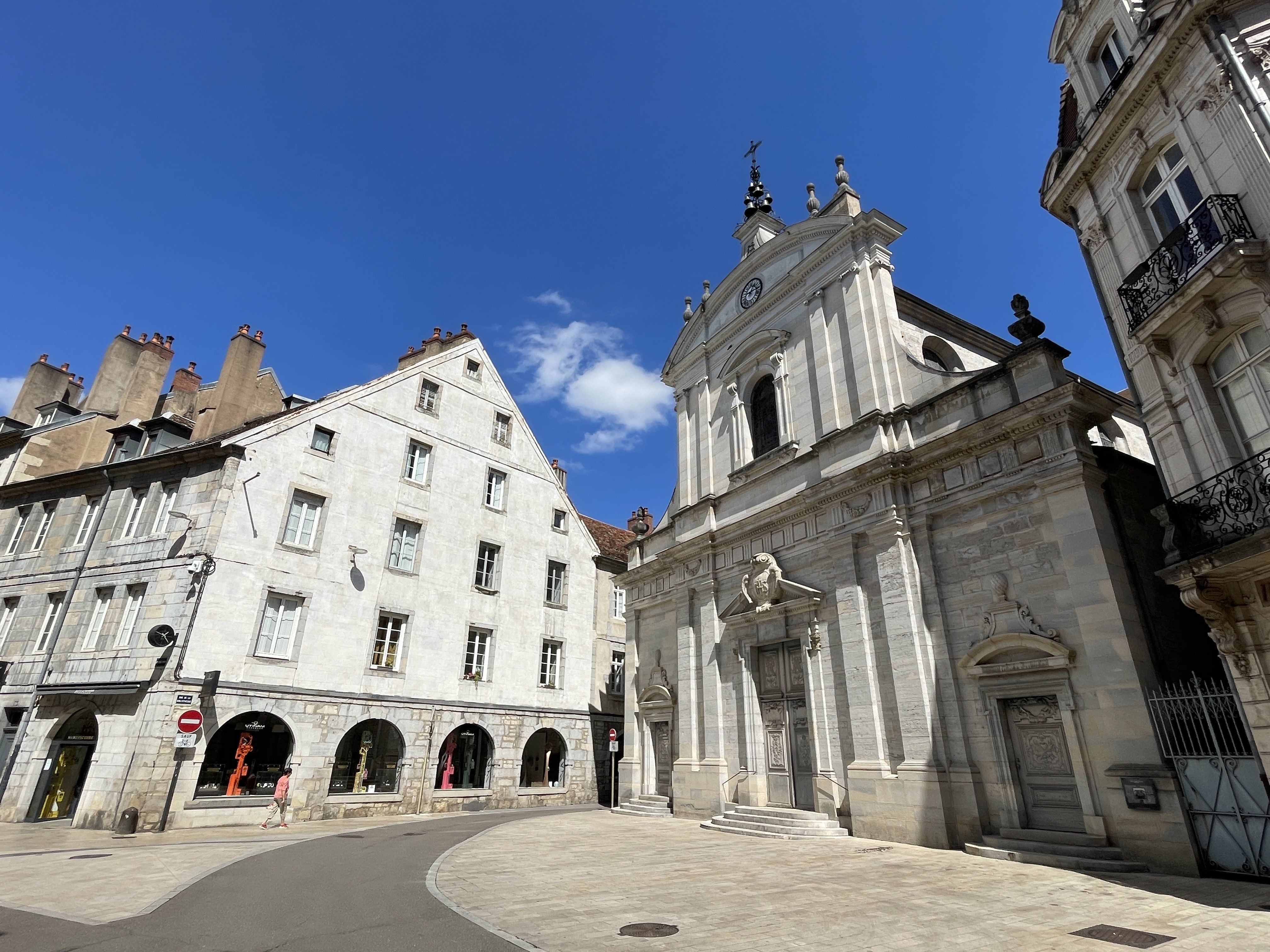 St Maurice, 25000 Besançon, France / 24-08-2025 13:17 / 23.04 °C en onbewolkt / 247 m