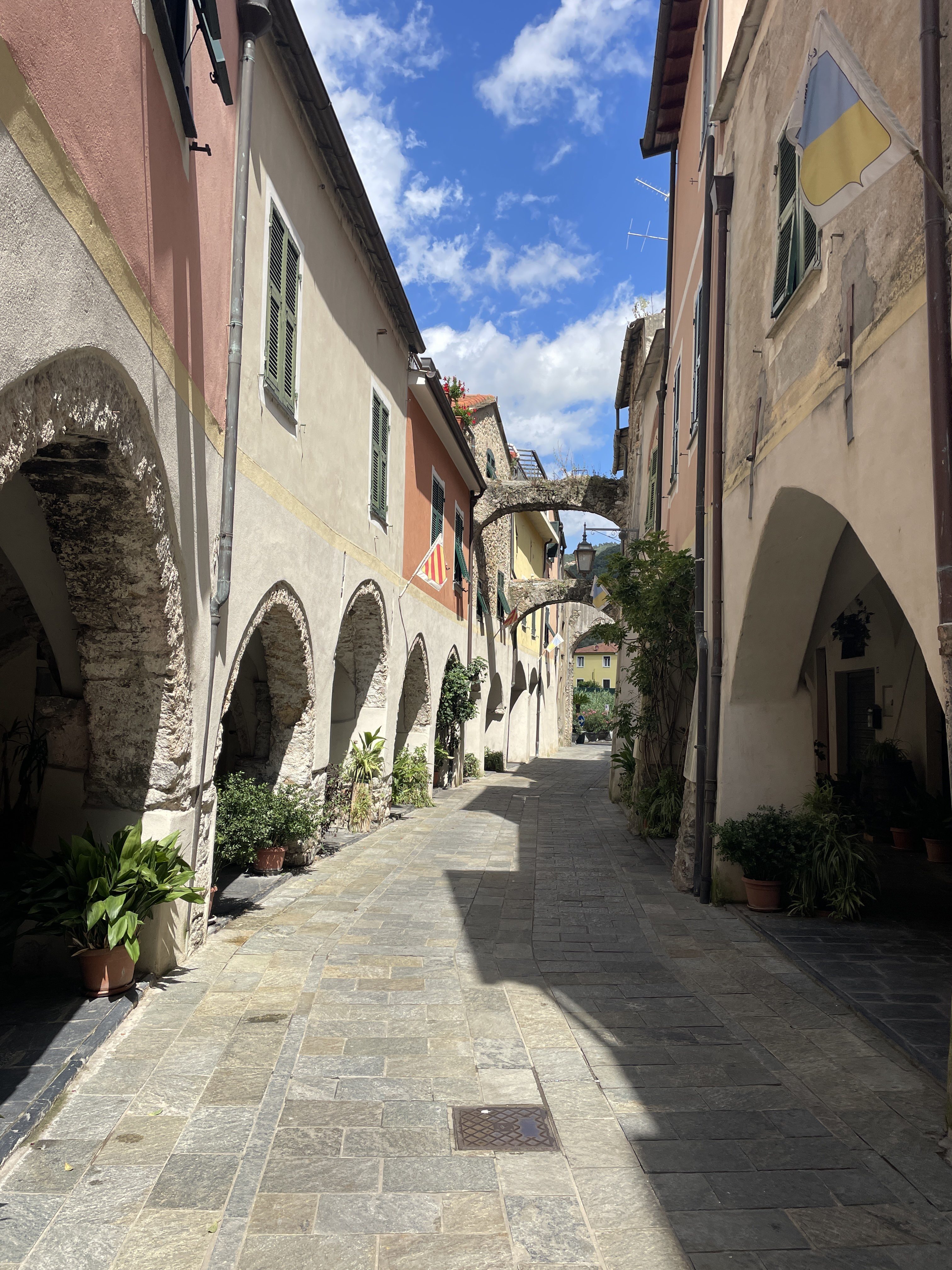 Via Armando Tornatore, 180, 17039 Zuccarello SV, Italy / 29-08-2025 12:51 / 26.84 °C en licht bewolkt / 122 m
