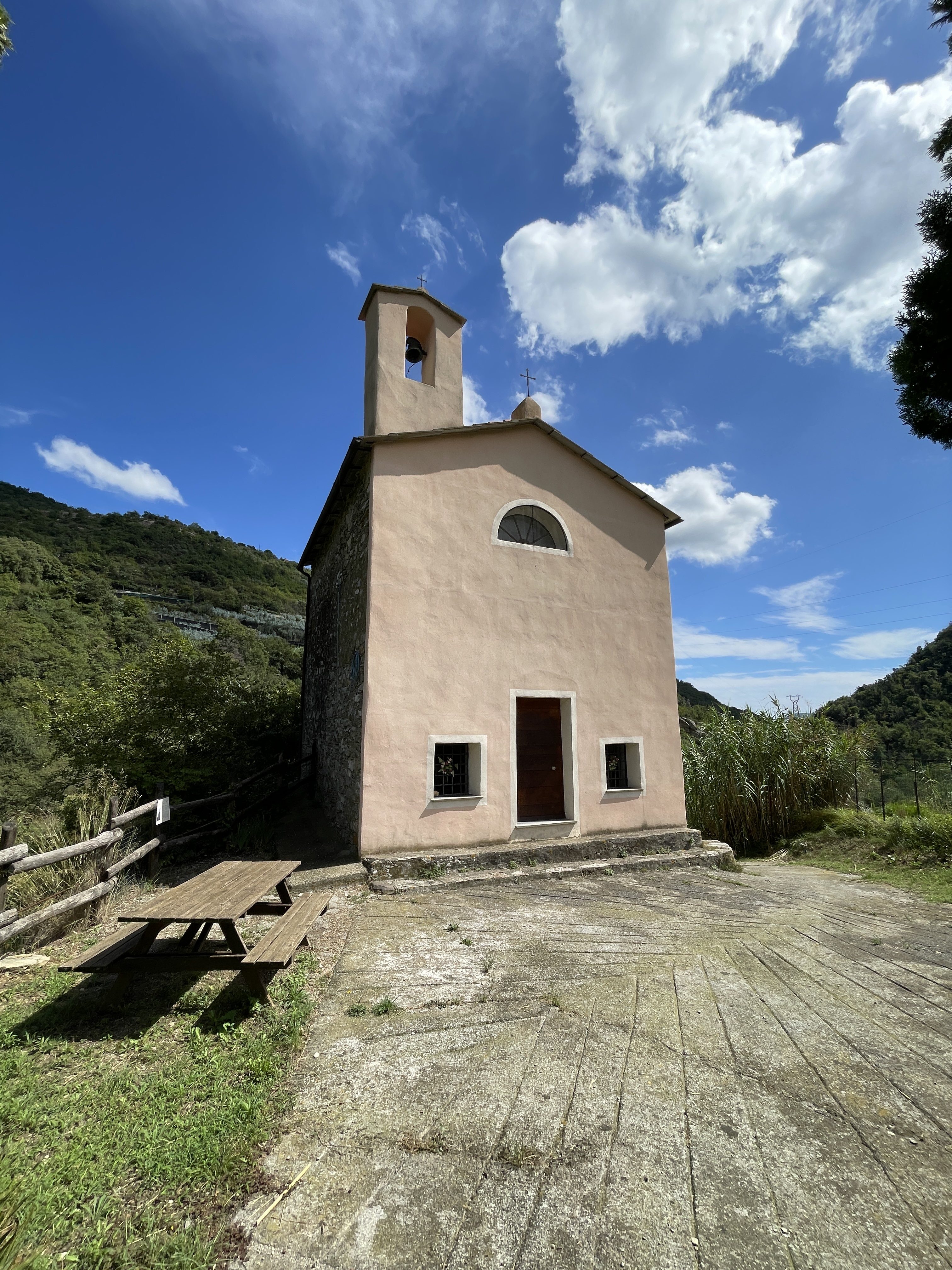 Via Bassi, 48, 17030 Erli SV, Italy / 29-08-2025 14:31 / 27.44 °C en onbewolkt / 214 m