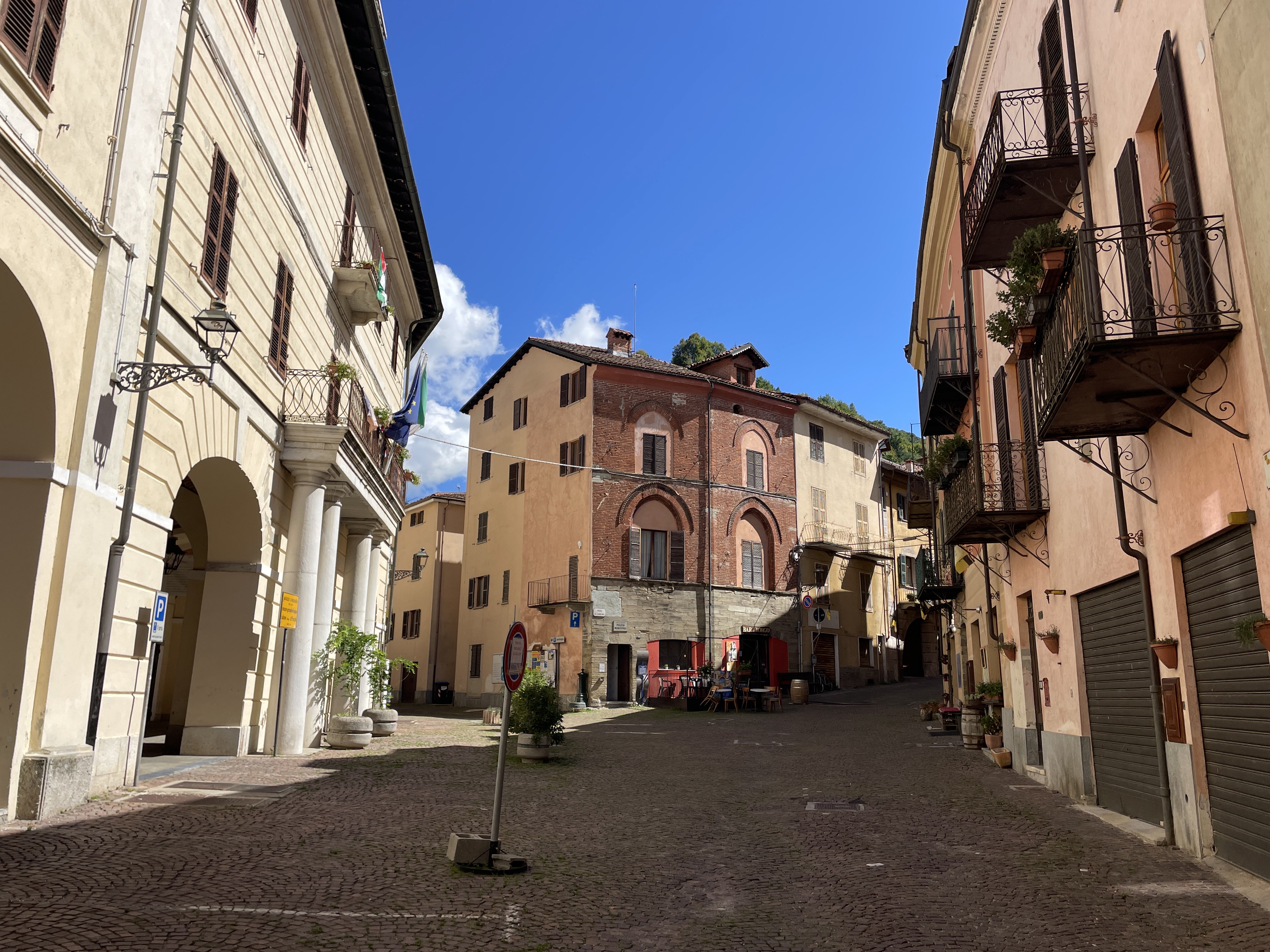 Via Cavour, 128, 12075 Garessio CN, Italy / 30-08-2025 14:49 / 21.82 °C en licht bewolkt / 612 m