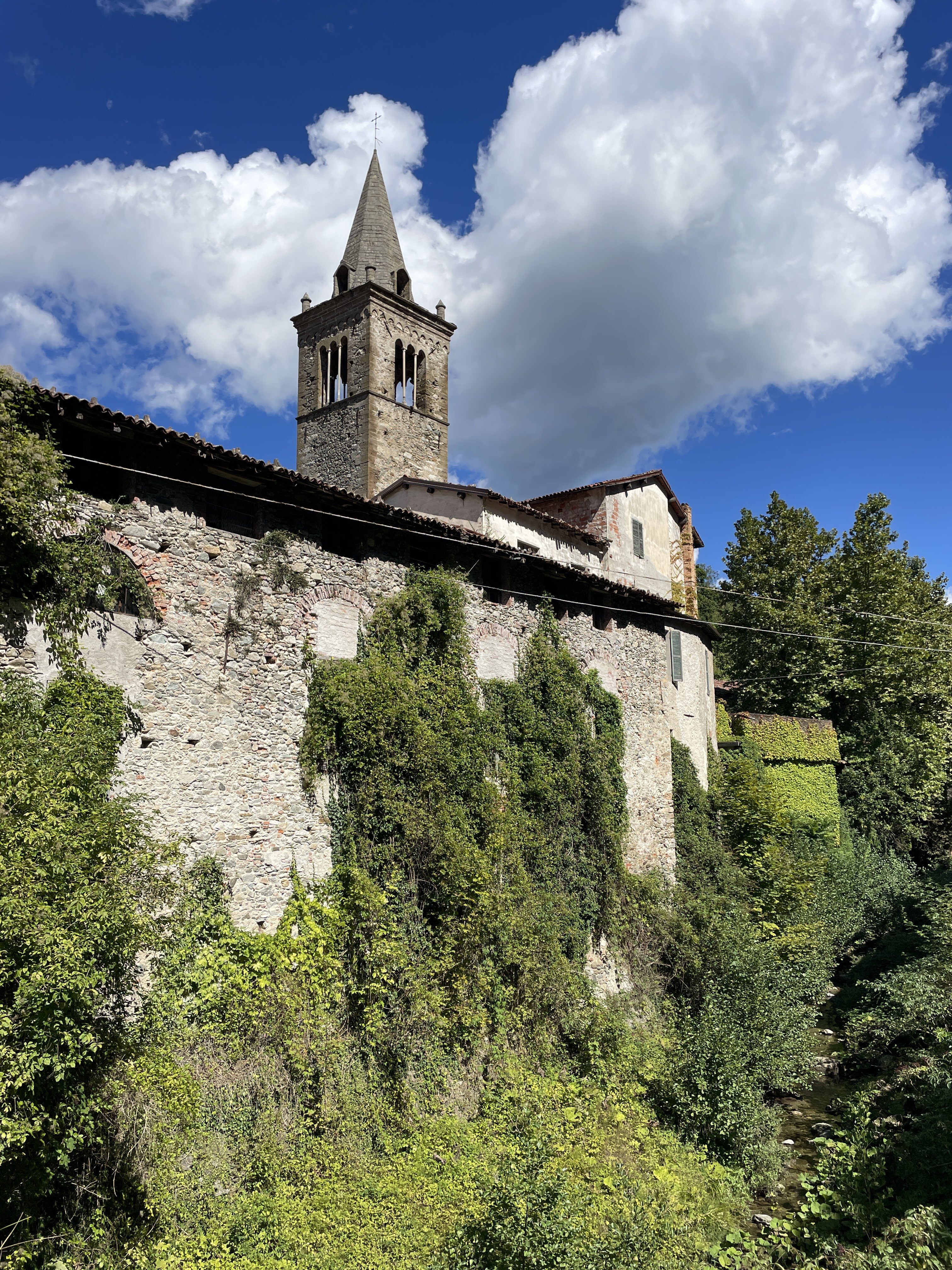 Via Montegrappa, 66, 12075 Garessio CN, Italy / 30-08-2025 15:11 / 21.88 °C en licht bewolkt / 620 m