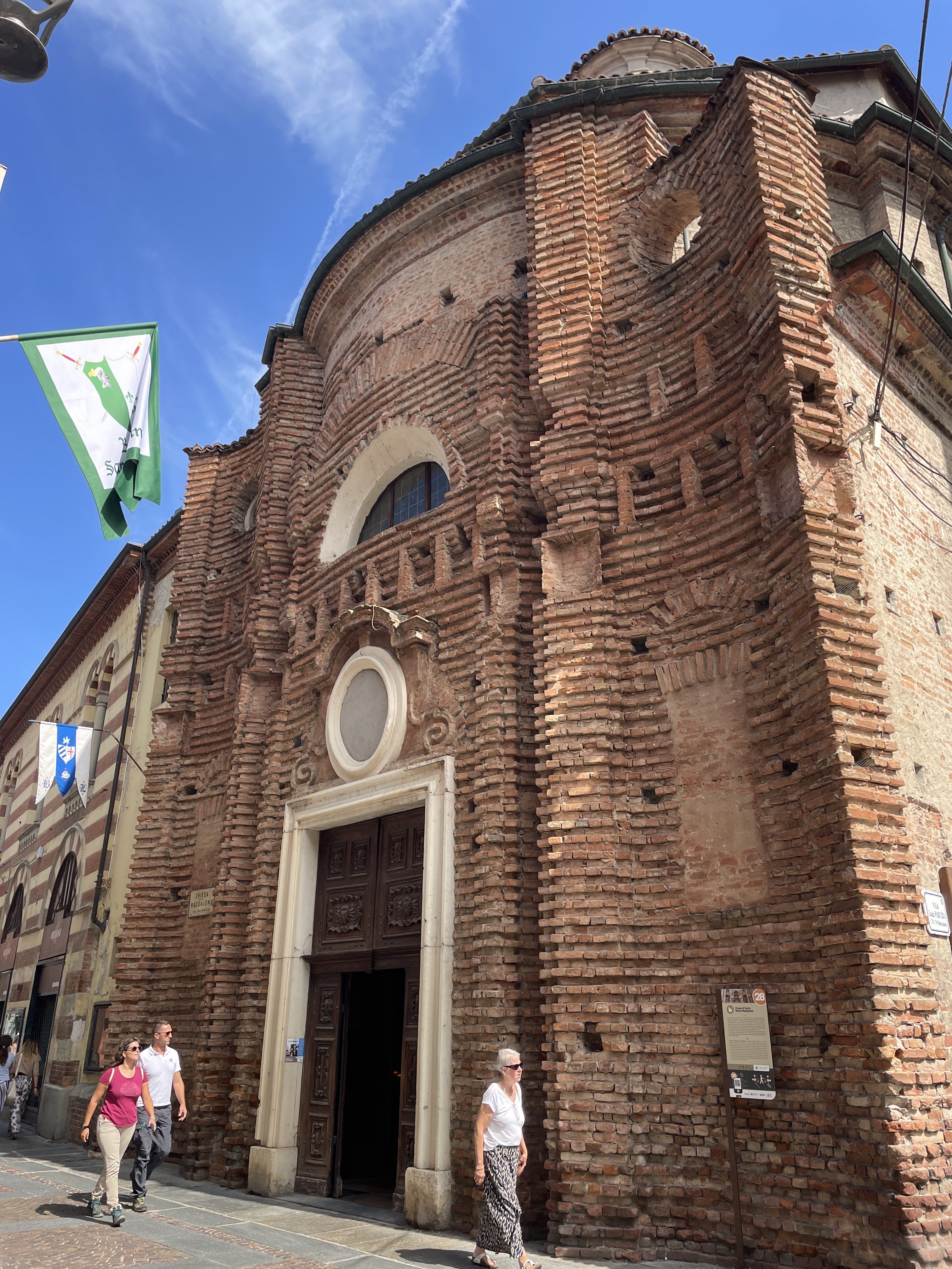 Via Vittorio Emanuele, 28B, 12051 Alba CN, Italy / 04-09-2025 13:26 / 26.44 °C en half bewolkt / 171 m