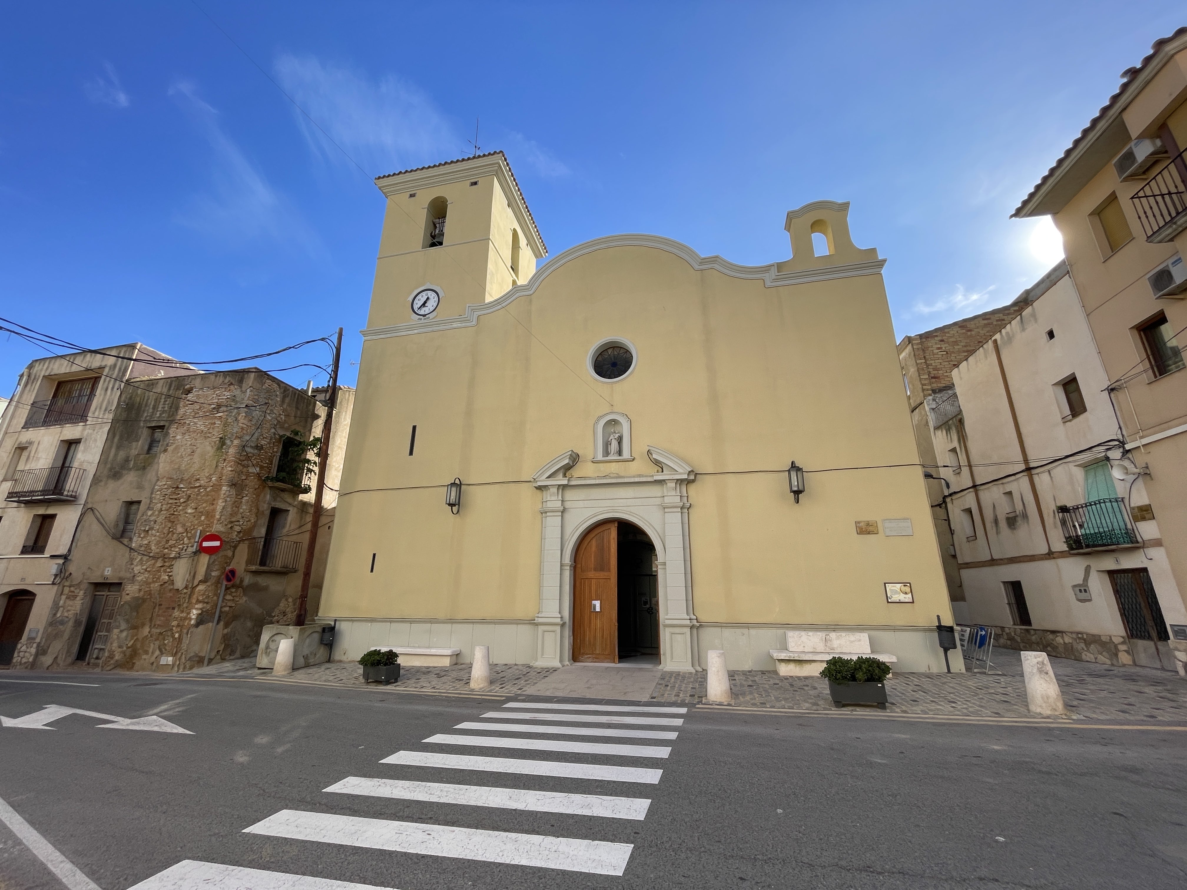 Plaça de l'Església, 6, 43519 El Perelló, Tarragona, Spain / 19-11-2025 12:35 / 12.82 °C en half bewolkt / 144 m