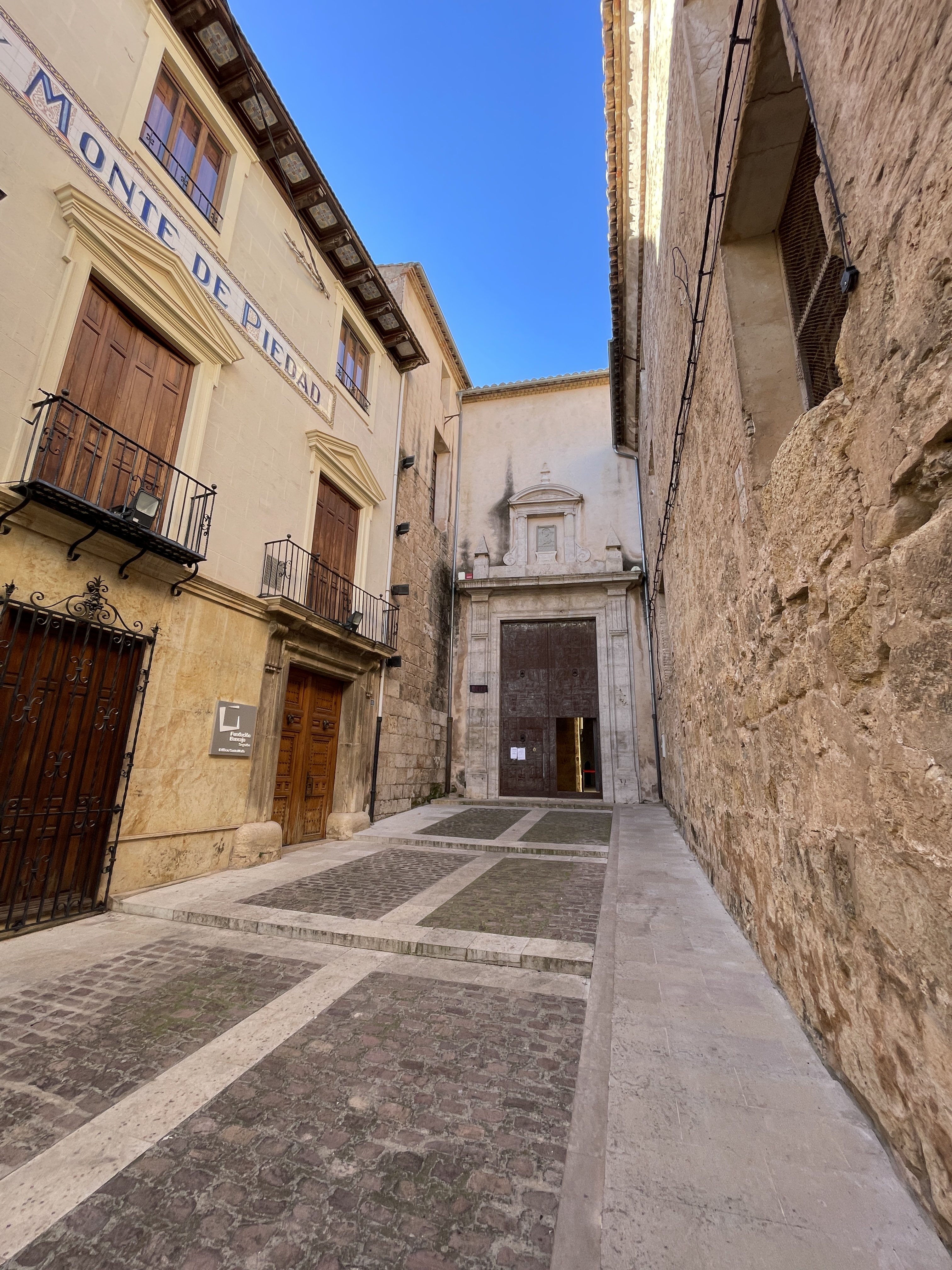 Calle de Santa María, 13, 12400 Segorbe, Castellón, Spain / 21-11-2025 11:12 / 11.47 °C en onbewolkt / 367 m