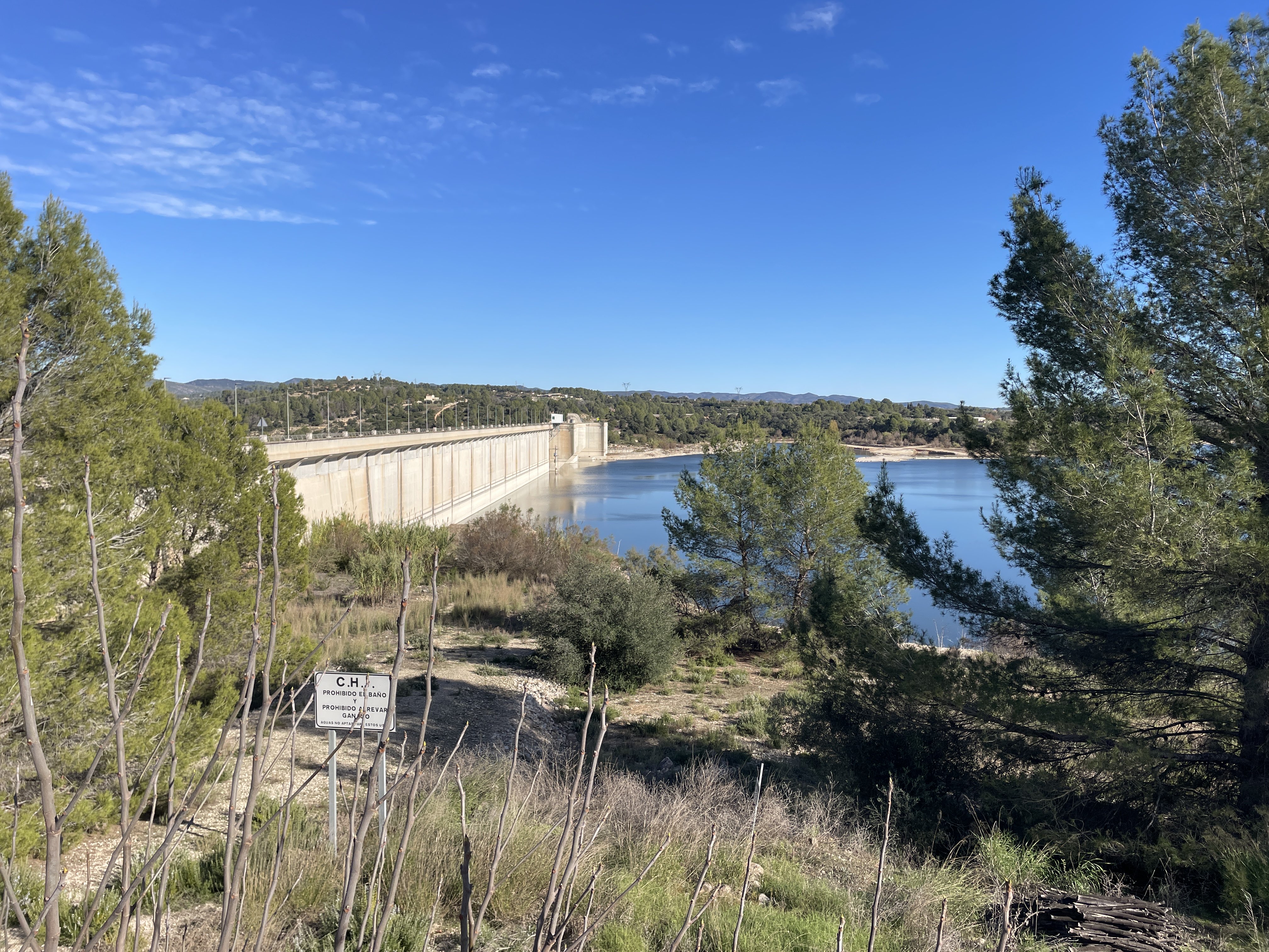 Helipuerto Embalse de Bellús, 46839 Bellús, Valencia, Spain / 22-11-2025 14:13 / 13.45 °C en zeer lichte bewolking / 161 m