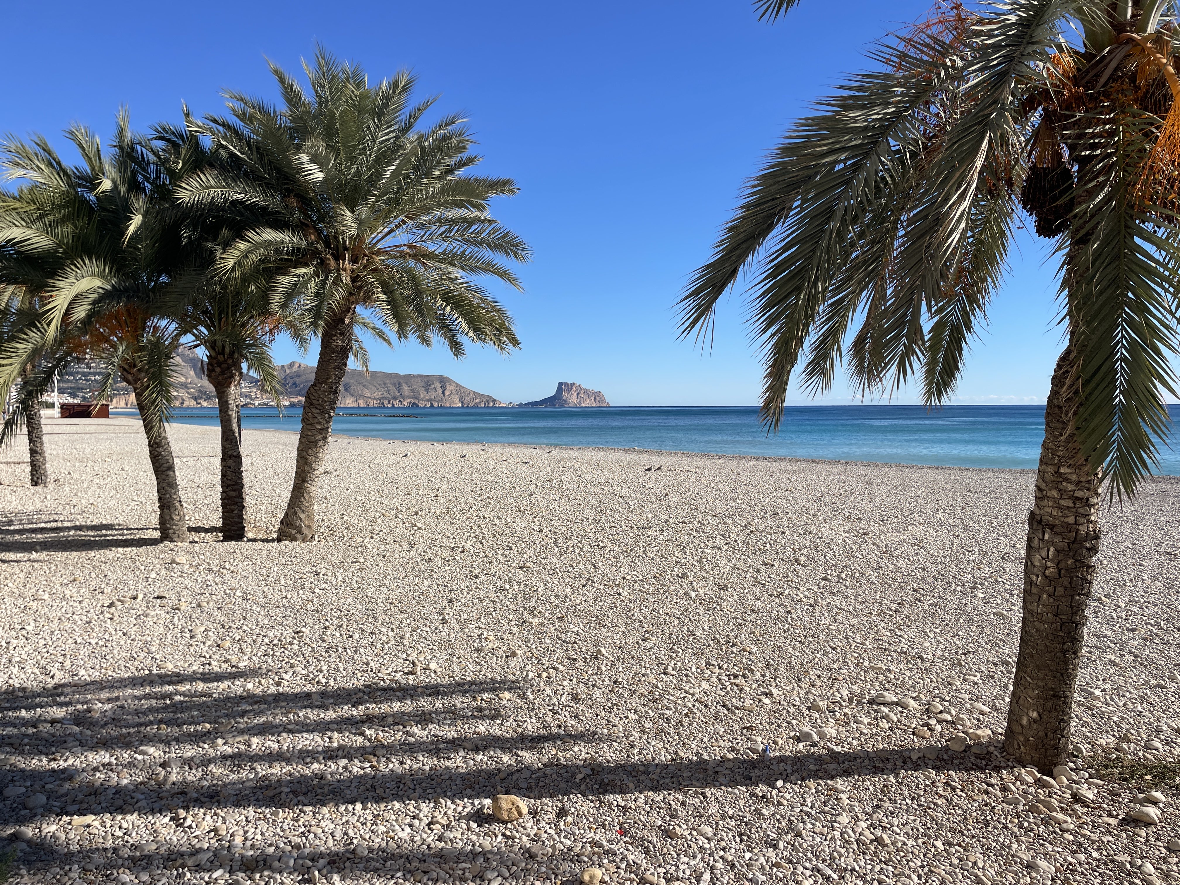 Carrer Sant Pere, 24, 03590 Altea, Alicante, Spain / 25-11-2025 11:18 / 19.37 °C en licht bewolkt / 8 m