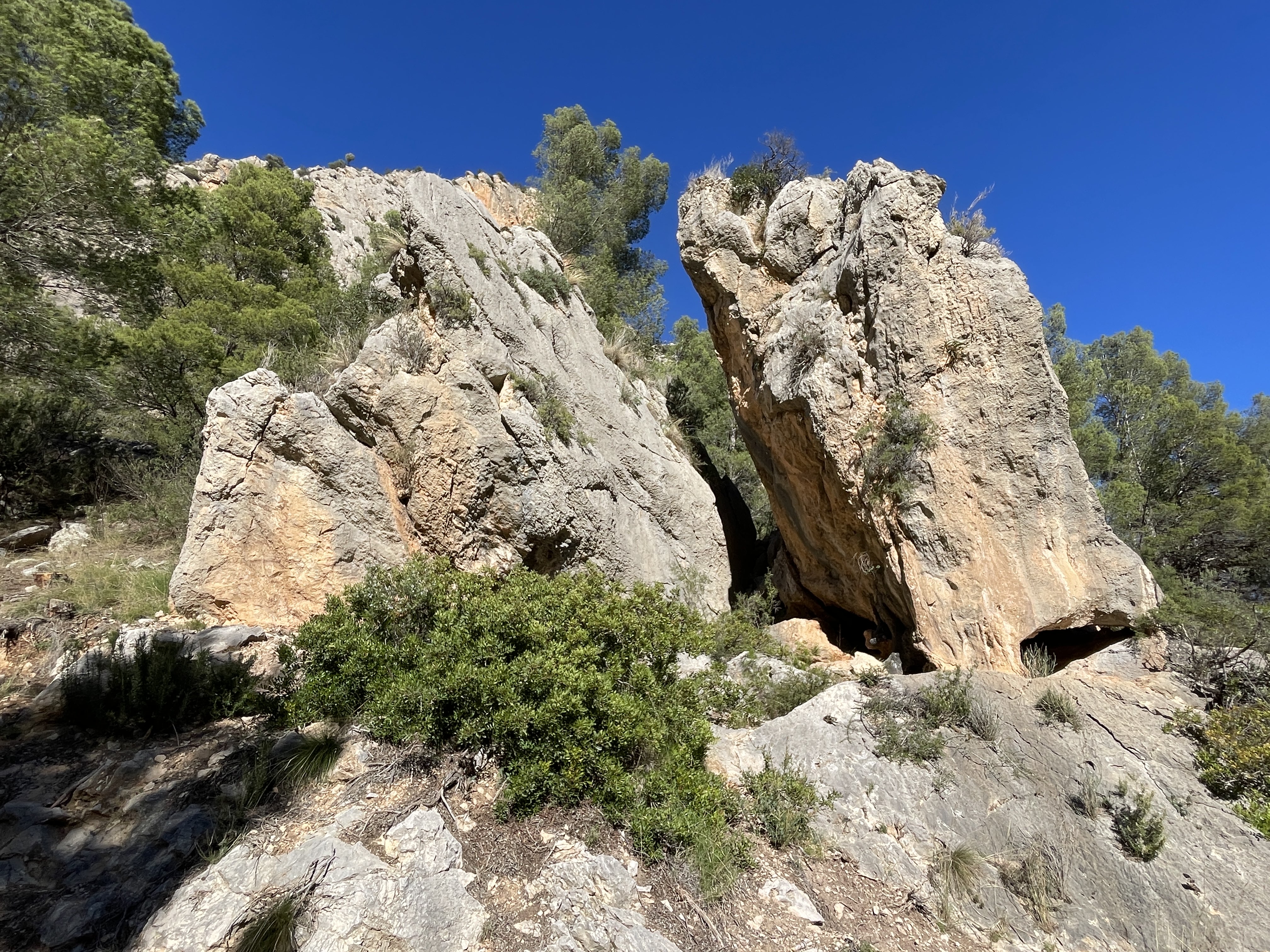 Partida Guap-dar, 4, 03520 Polop, Alicante, Spain / 26-11-2025 14:23 / 12.41 °C en onbewolkt / 414 m