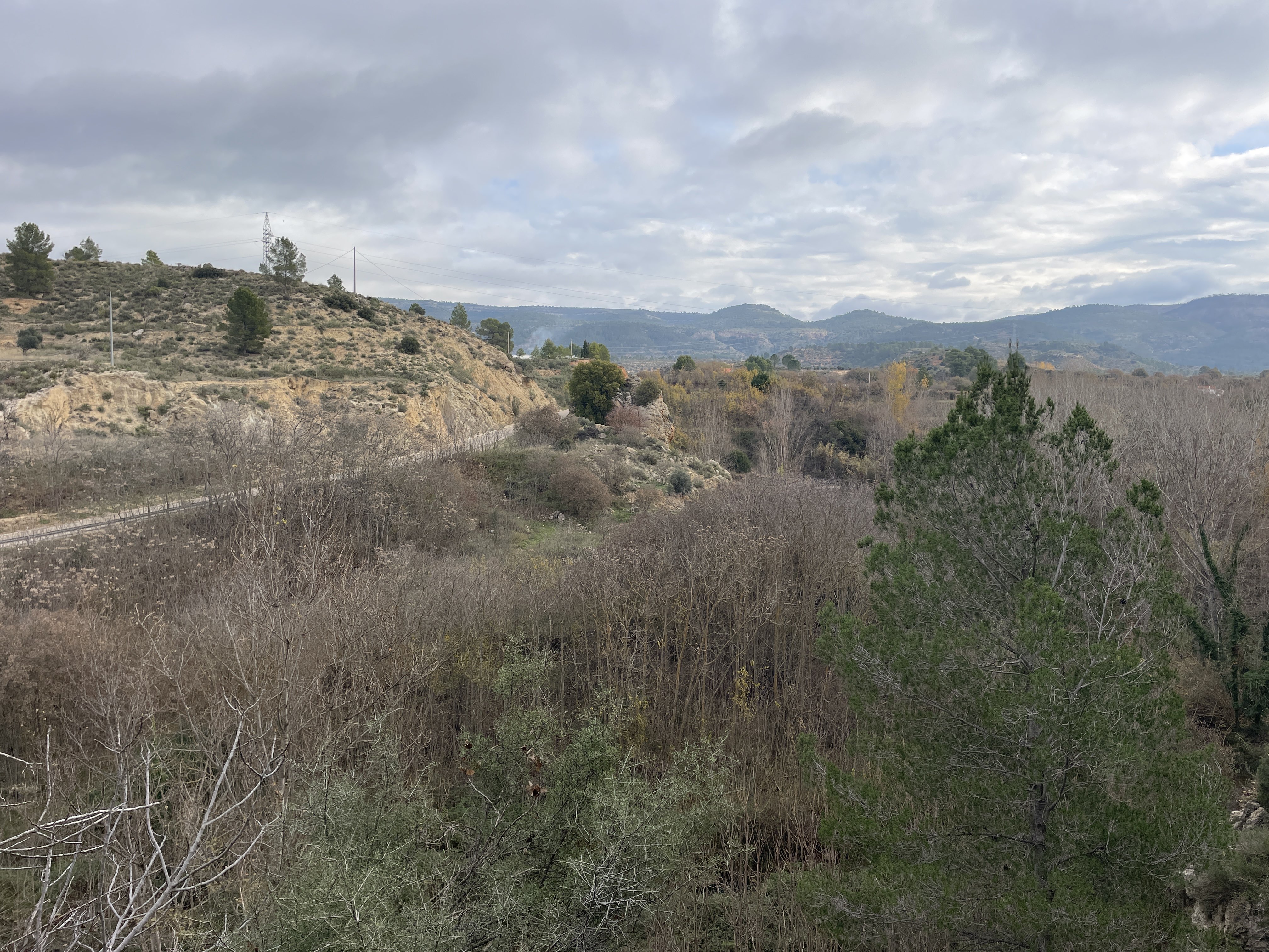 Poligono Cuatro, 4, 46622 Teresa de Cofrentes, Valencia, Spain / 30-11-2025 11:34 / 9.43 °C en bewolkt / 514 m