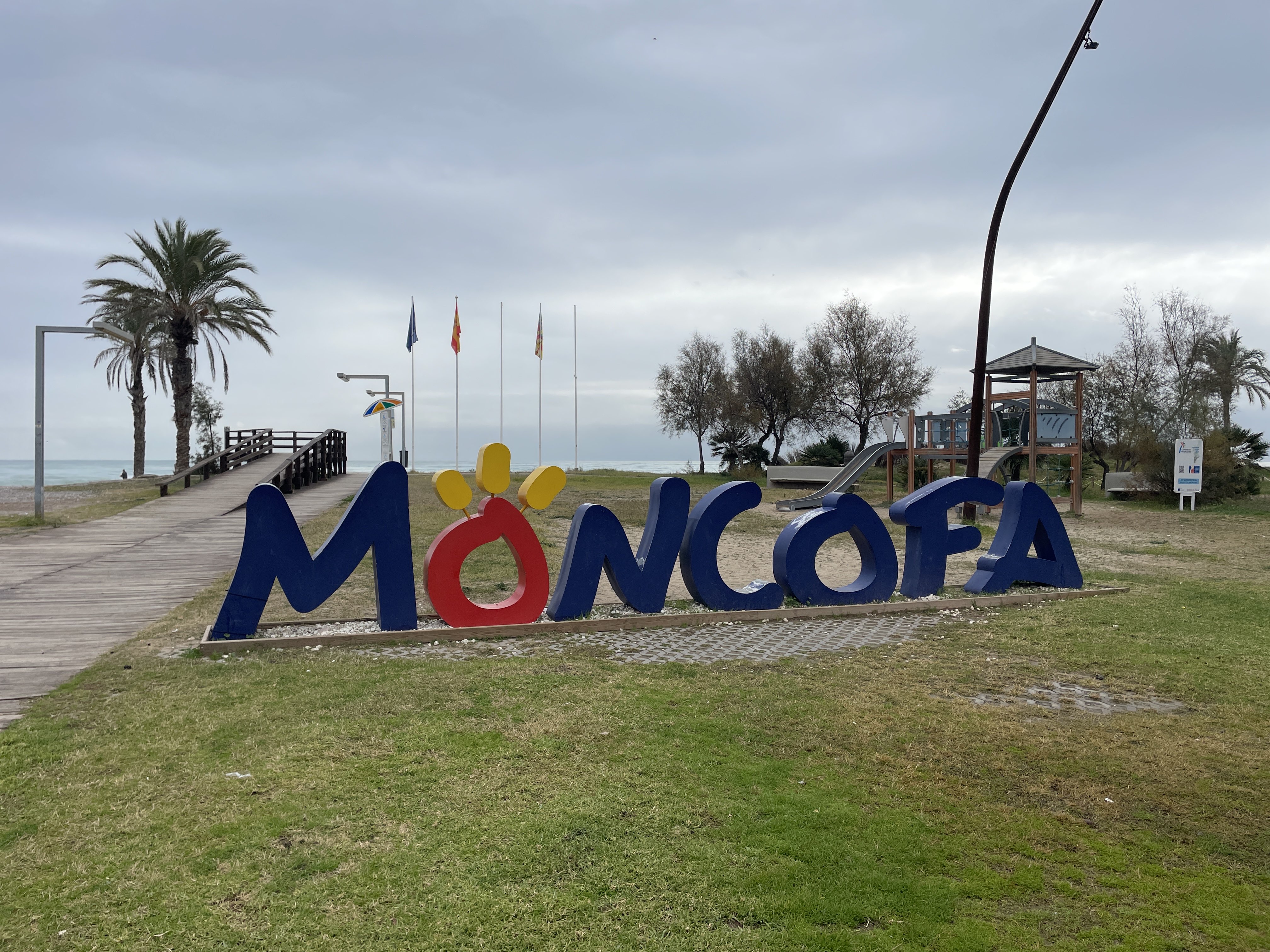 Av. Mare Nostrum, 64, 12593 El Grau de Moncofa, Castelló, Spain / 01-12-2025 13:14 / 16.04 °C en bewolkt / 7 m