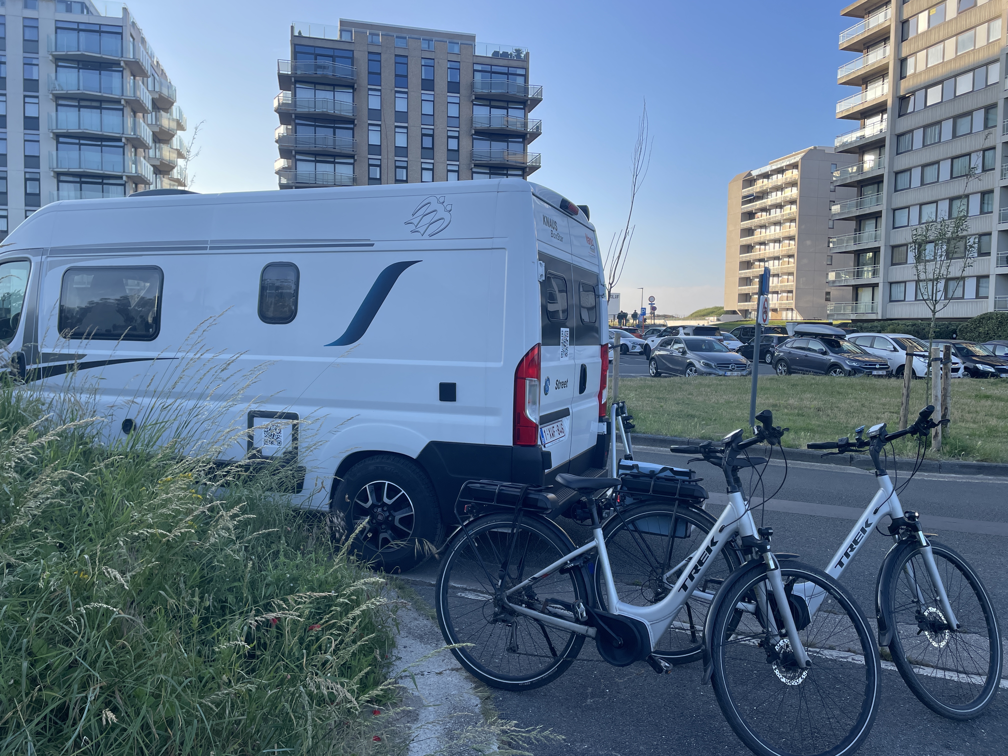 August Vermeylenlaan 11051, 8660 De Panne, Belgium / 07-06-2024 20:31 / 11.42 °C en onbewolkt