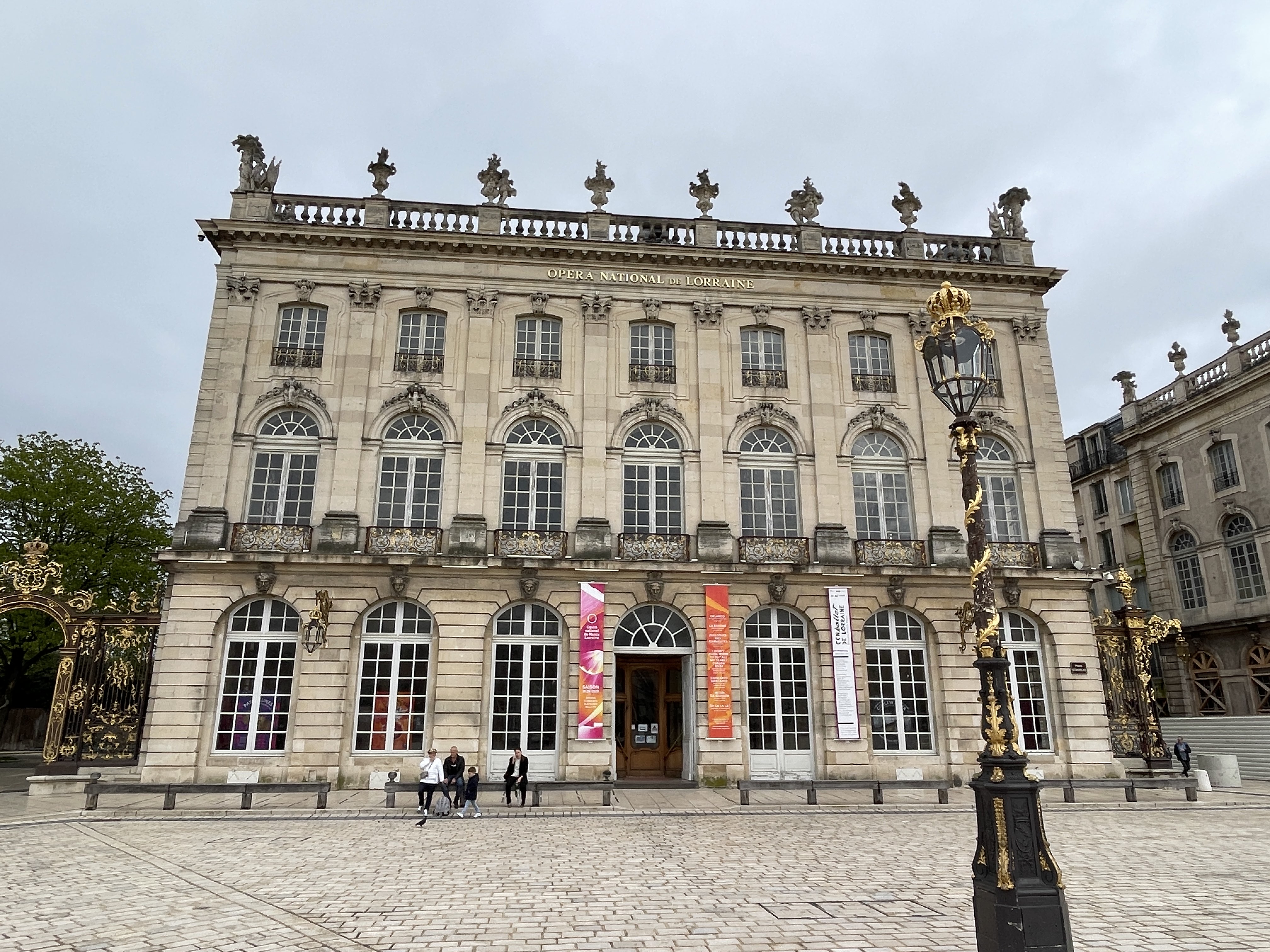 4 Pl. Stanislas, 54000 Nancy, France / 04-04-2026 15:10 / 12.5 °C en bewolkt / 192 m