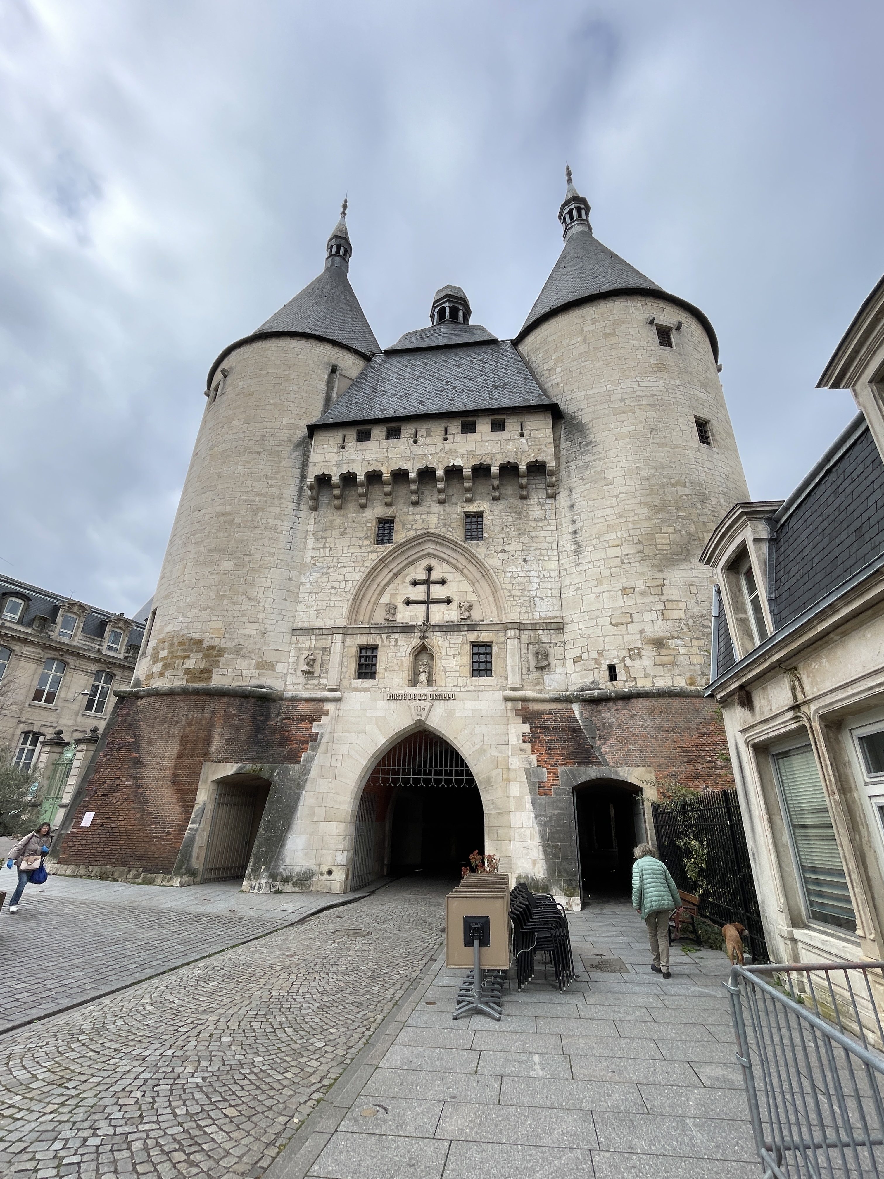 141 Grande Rue, 54000 Nancy, France / 04-04-2026 15:40 / 12.97 °C en bewolkt / 204 m