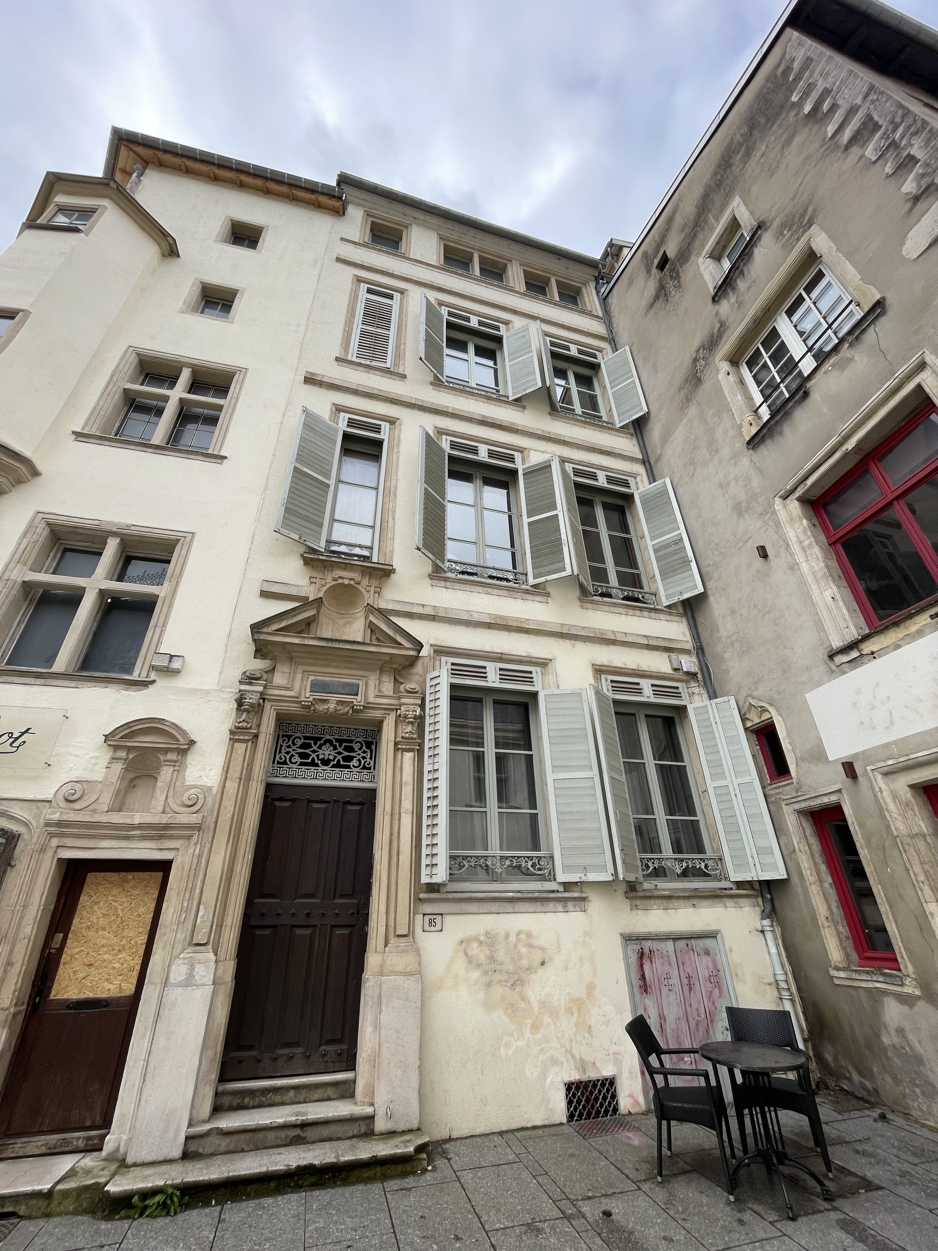 87 Grande Rue, 54000 Nancy, France / 04-04-2026 15:48 / 12.92 °C en bewolkt / 196 m
