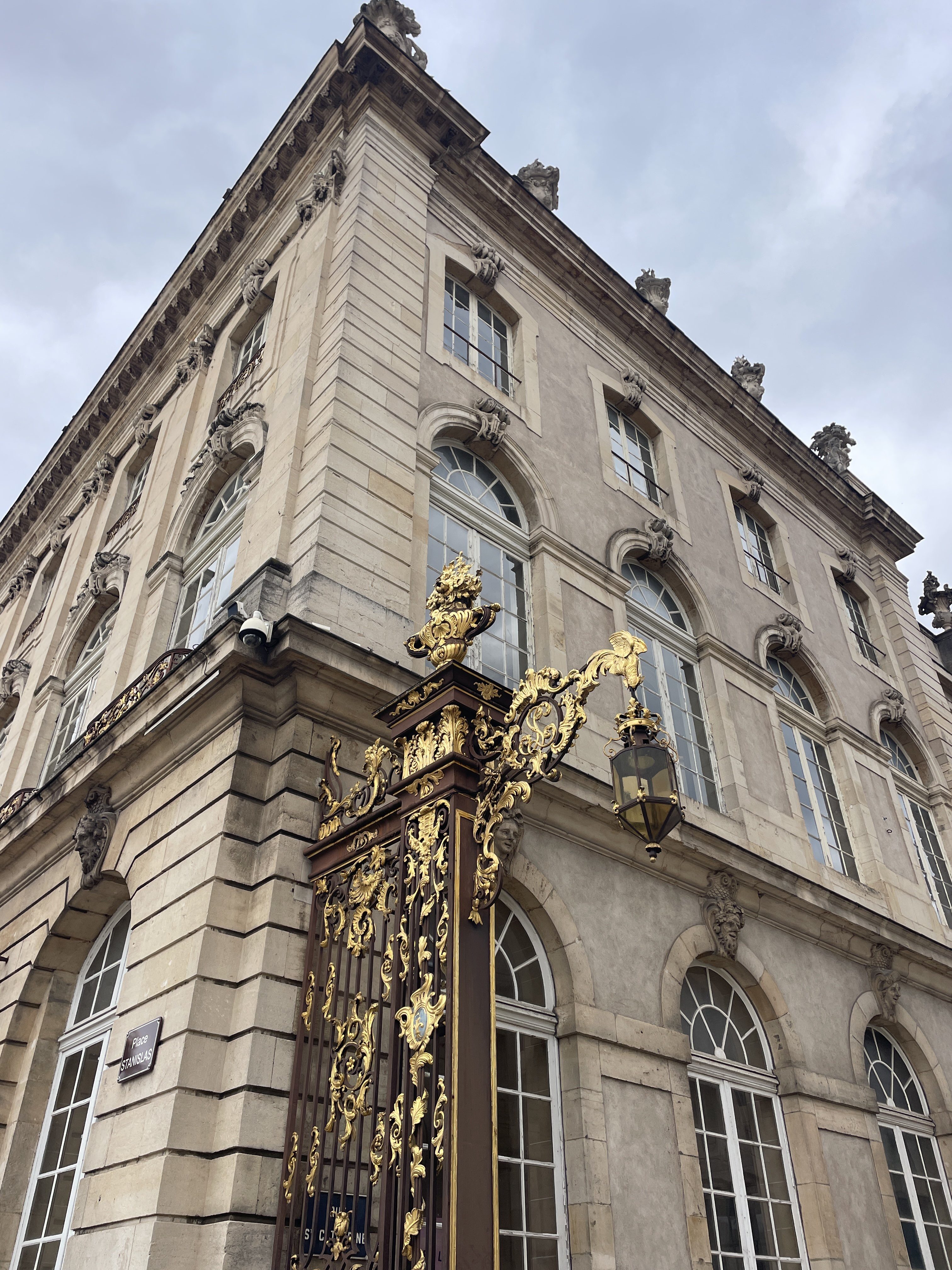 35 Pl. Stanislas, 54000 Nancy, France / 04-04-2026 16:49 / 12.76 °C en bewolkt / 195 m
