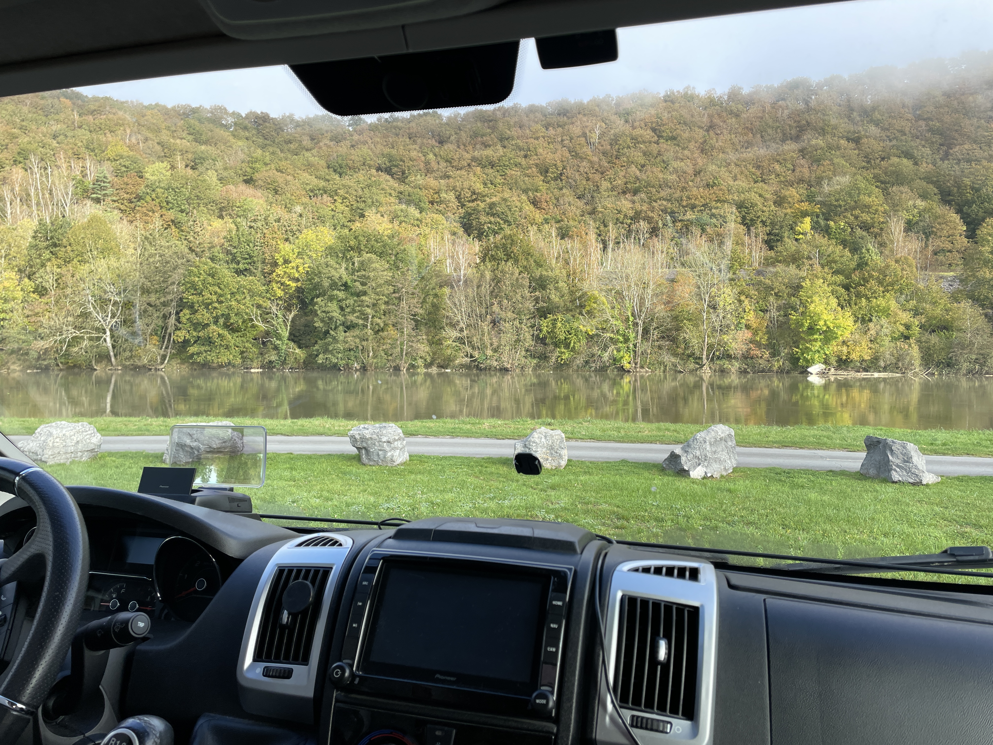 421 Rue du Huit Mai 1945, 08170 Fumay, France / 23-10-2024 11:47 / 14.37 °C en onbewolkt