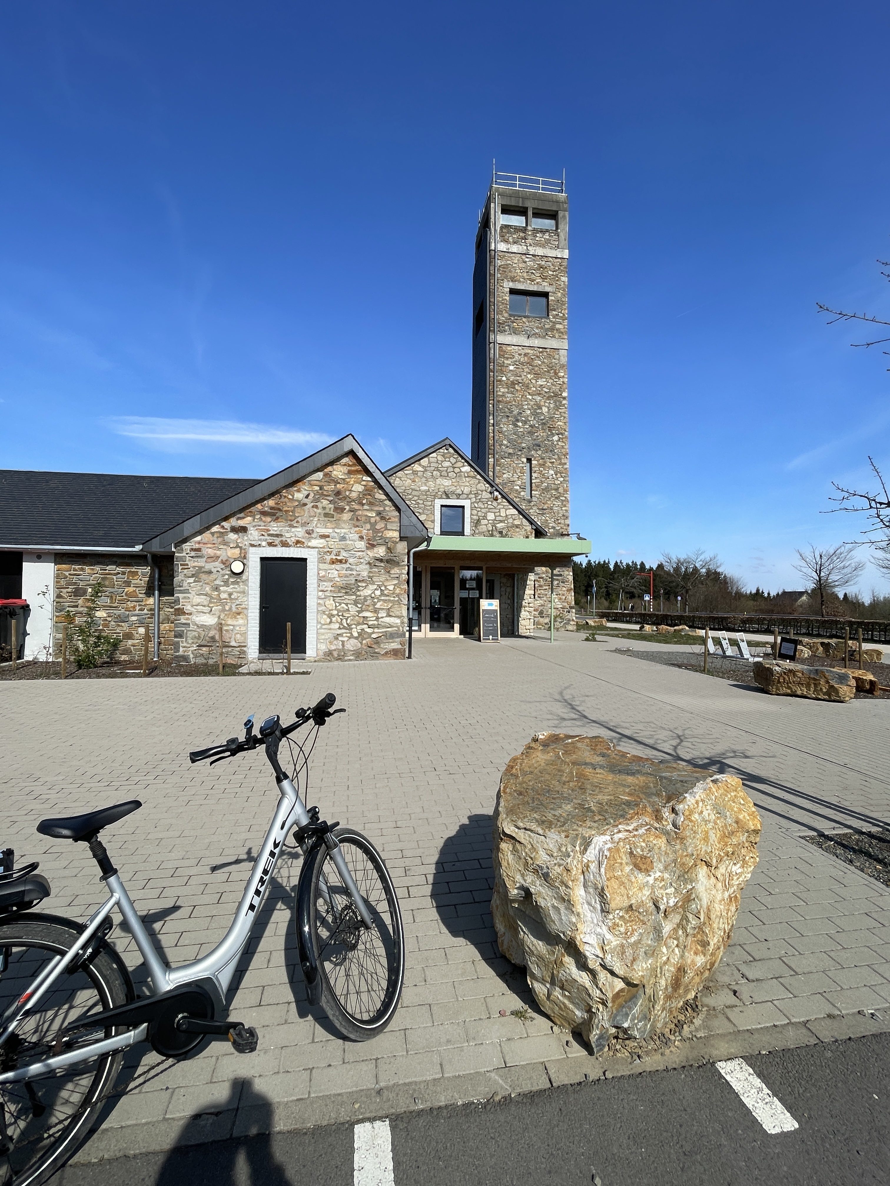 Rte de Botrange 133, 4950 Waimes, Belgium / 15-04-2026 11:04 / 12.39 °C en bewolkt / 698 m