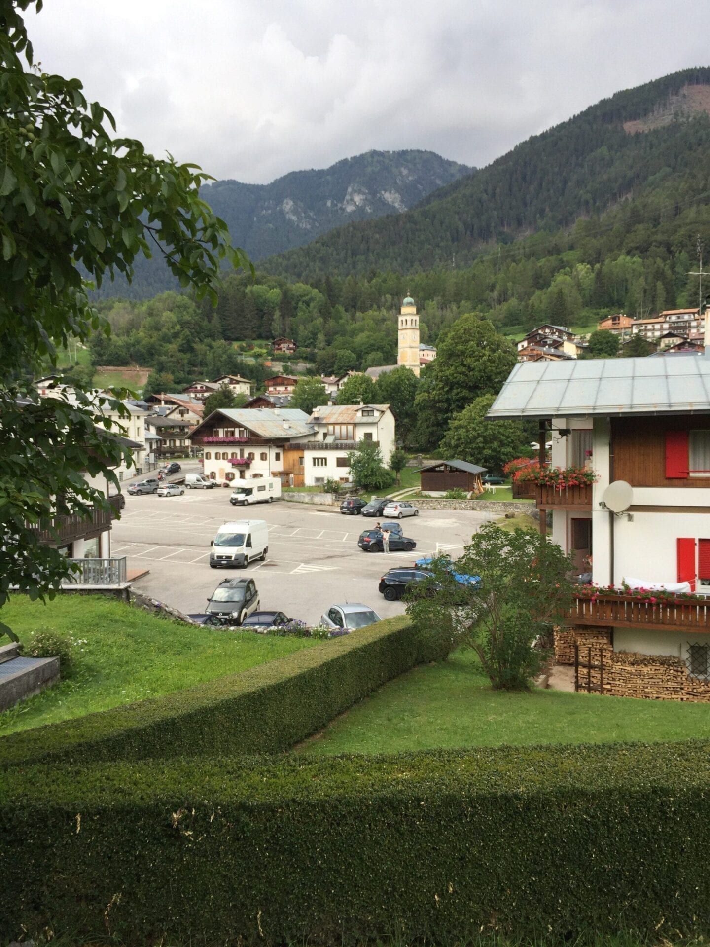 Via Manzago, 11, 32044 Pieve di Cadore BL, Italy / 02-08-2020 17:00 / 15.27 °C en lichte regen