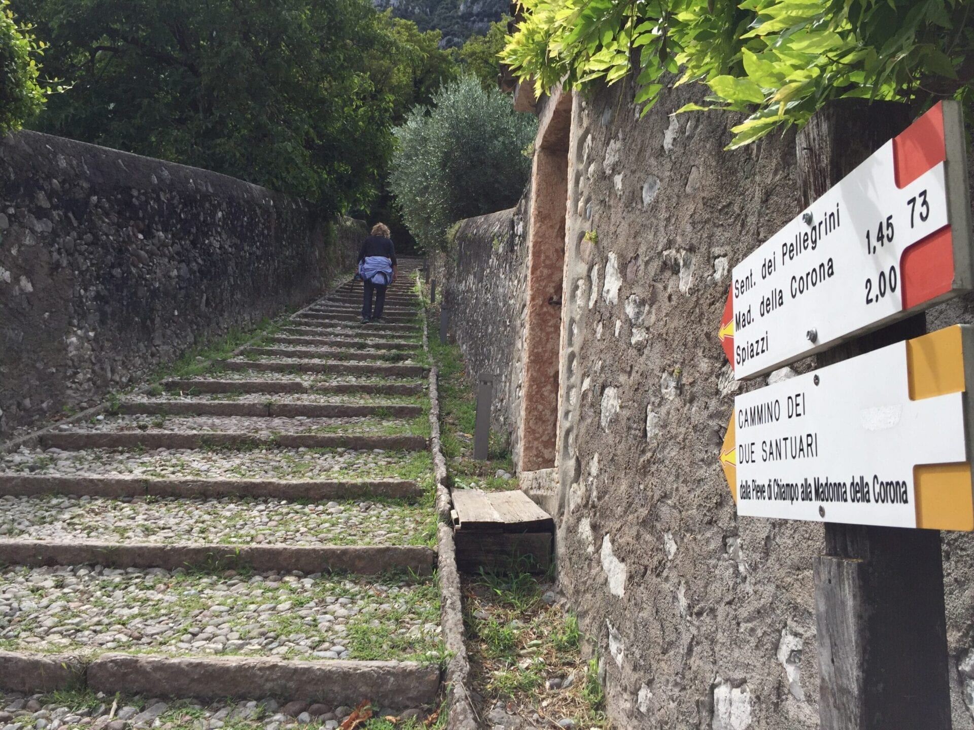 Via Santuario, 34A, 37020 Brentino VR, Italy / 04-08-2020 15:42 / 18.6 °C en zeer lichte bewolking