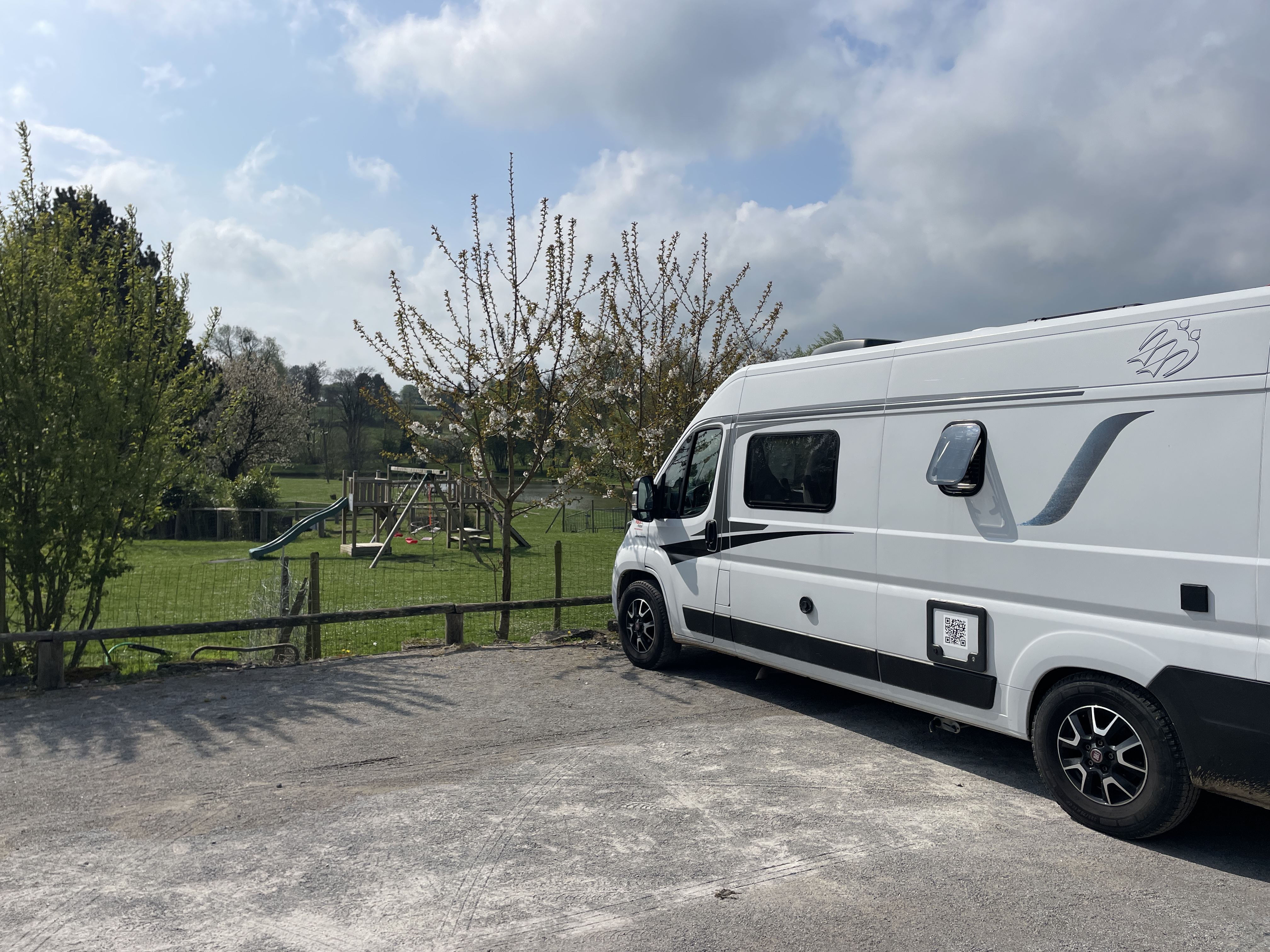 14 bis Rue d'en Bas, 59440 Avesnelles, France / 13-04-2025 11:59 / 13.12 °C en bewolkt