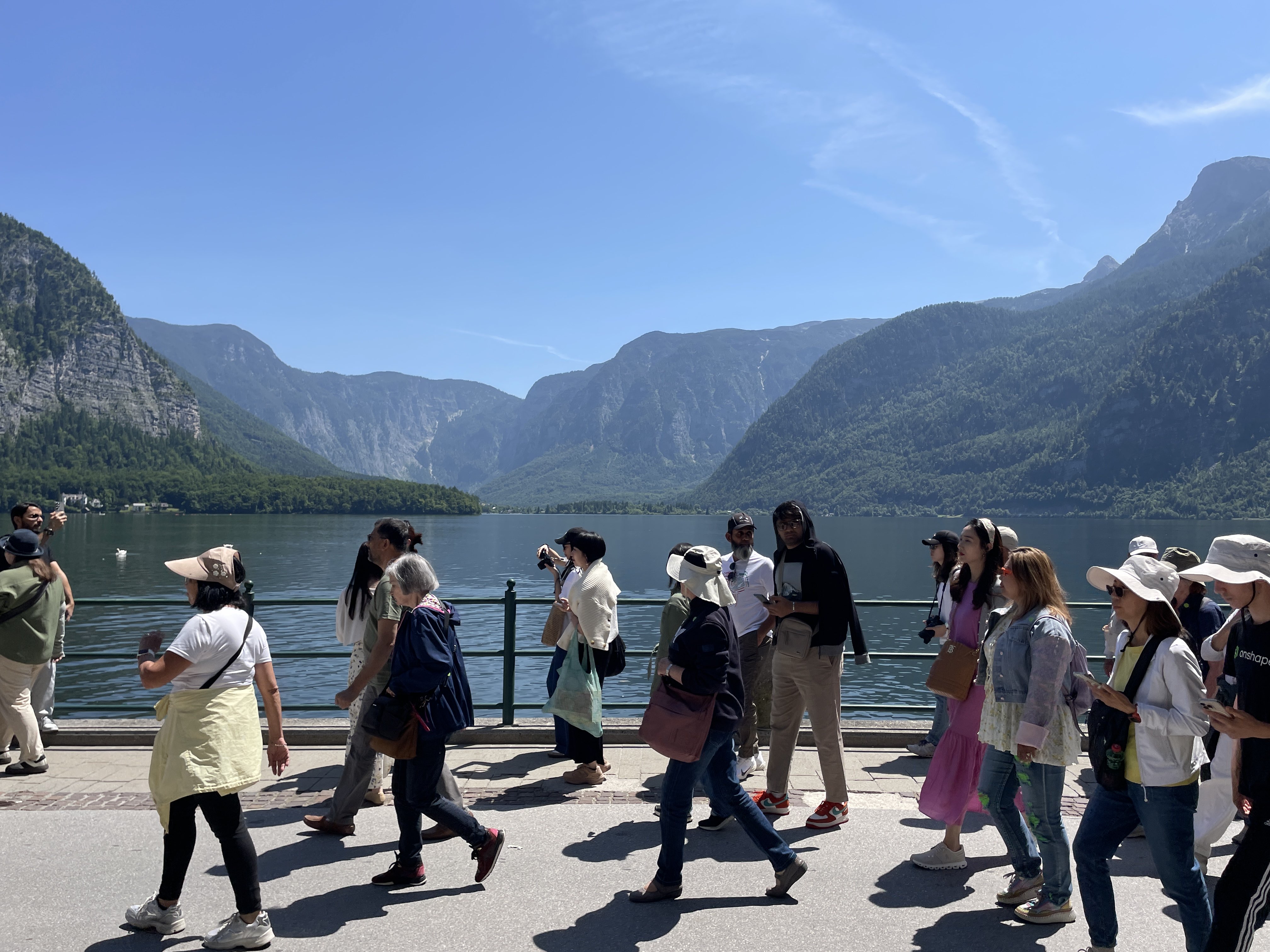 Seestraße 147, 4830 Hallstatt, Austria / 18-06-2025 12:17 / 27.57 °C en bewolkt