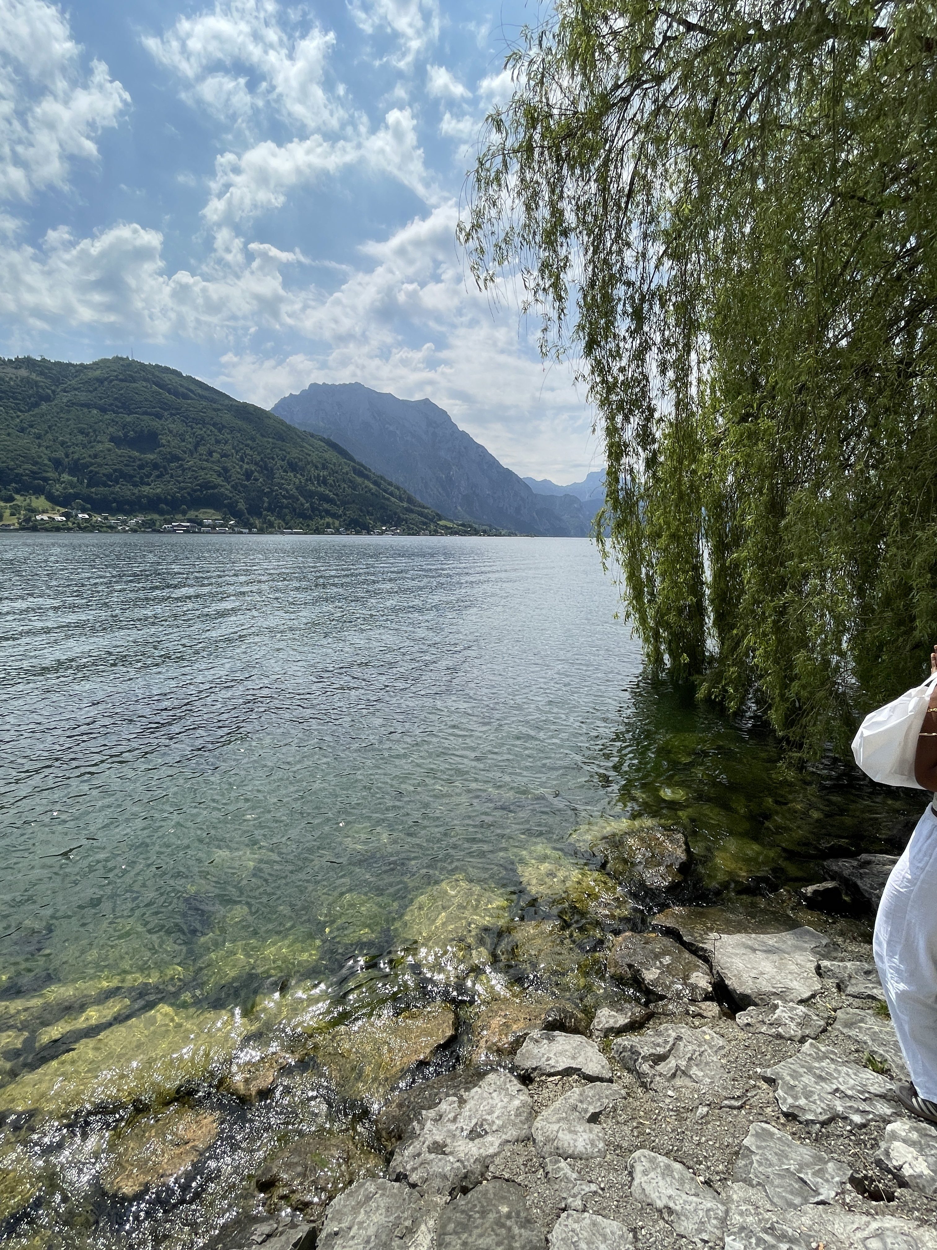 Ort 1, 4810 Gmunden, Austria / 20-06-2025 11:37 / 26.75 °C en licht bewolkt